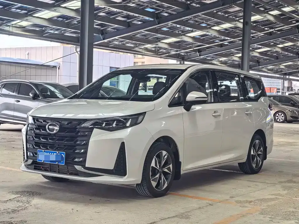 GAC Motor Trumpchi M6 — фото 1