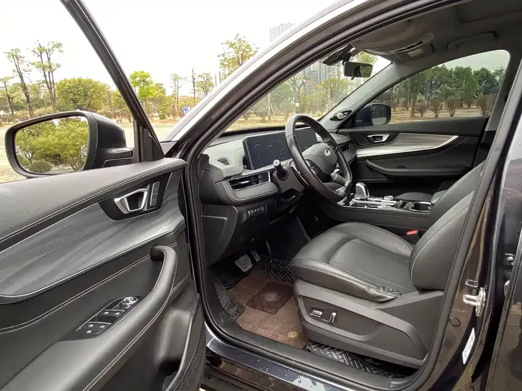 Chery Tiggo 8 PLUS — фото 2