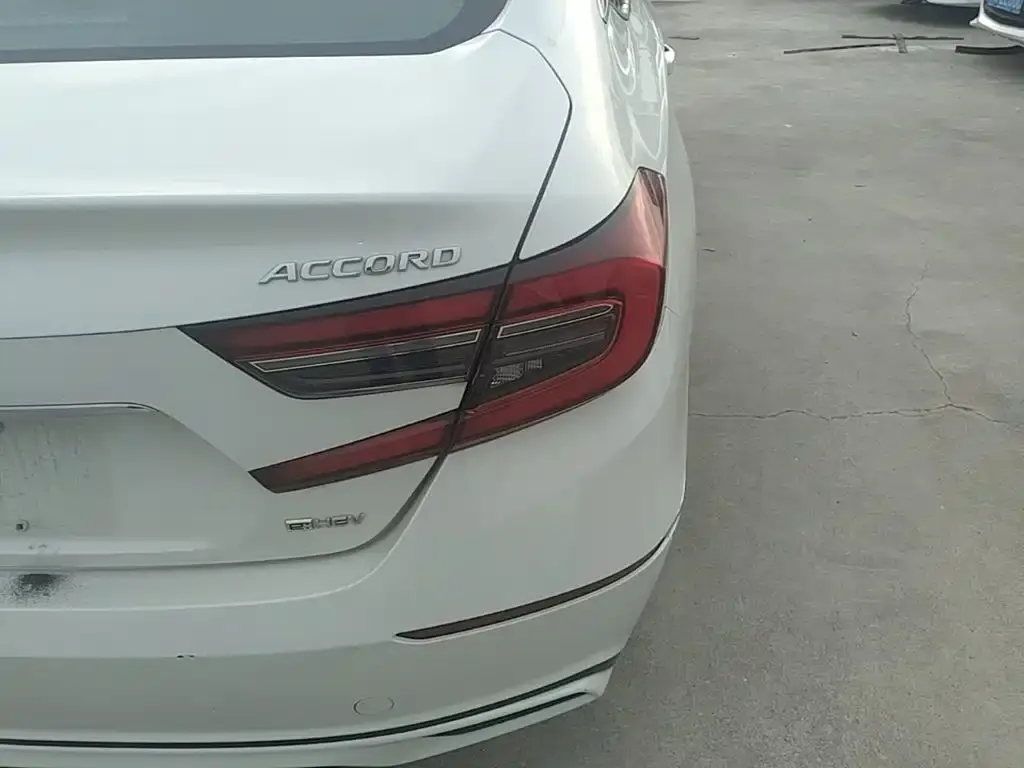 Honda Accord — фото 2