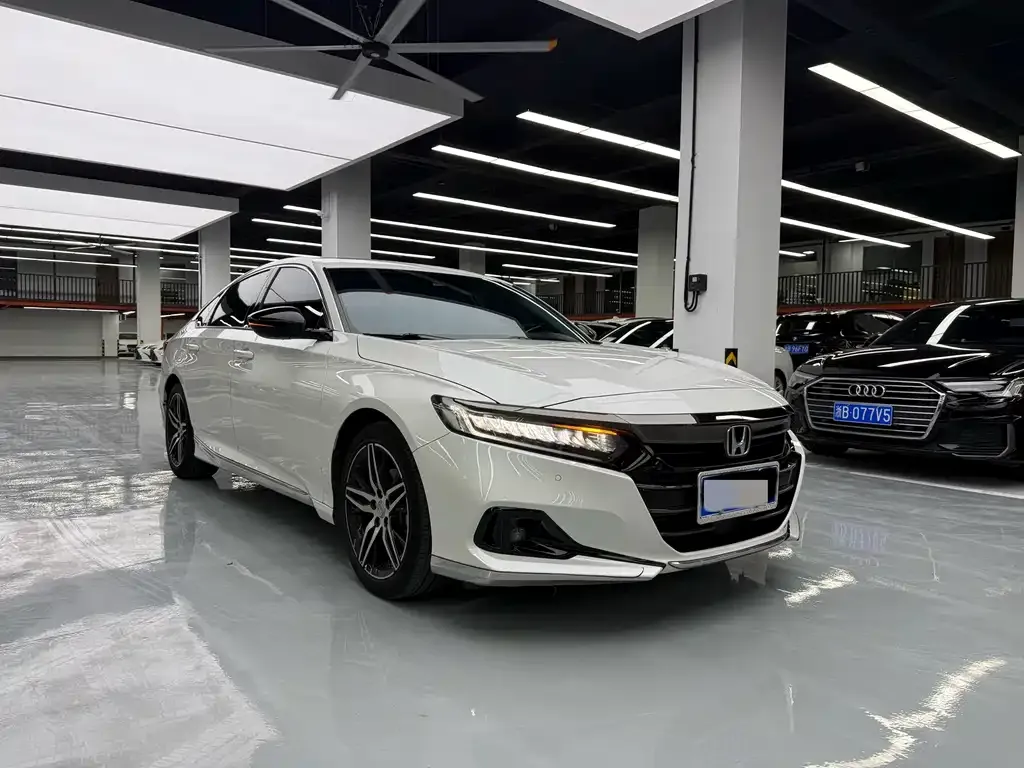 Honda Accord — фото 4