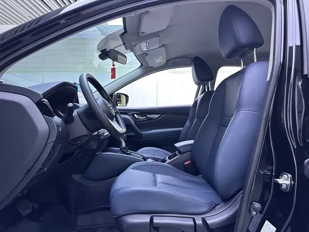 Nissan Qashqai — фото 8