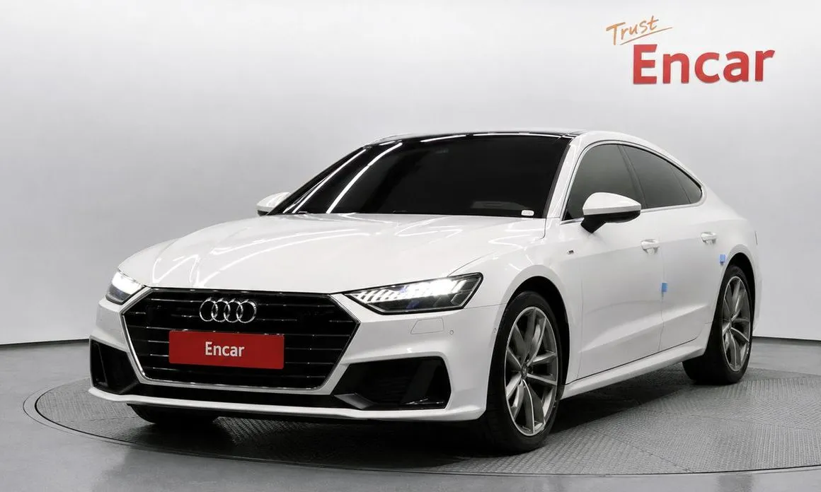Audi A7 — фото 1