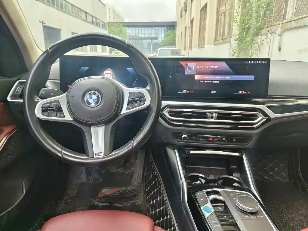 BMW i3 — фото 7
