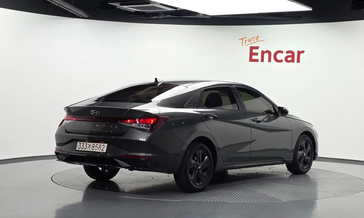 Hyundai AVANTE — фото 5