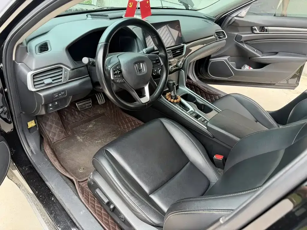 Honda Accord — фото 3