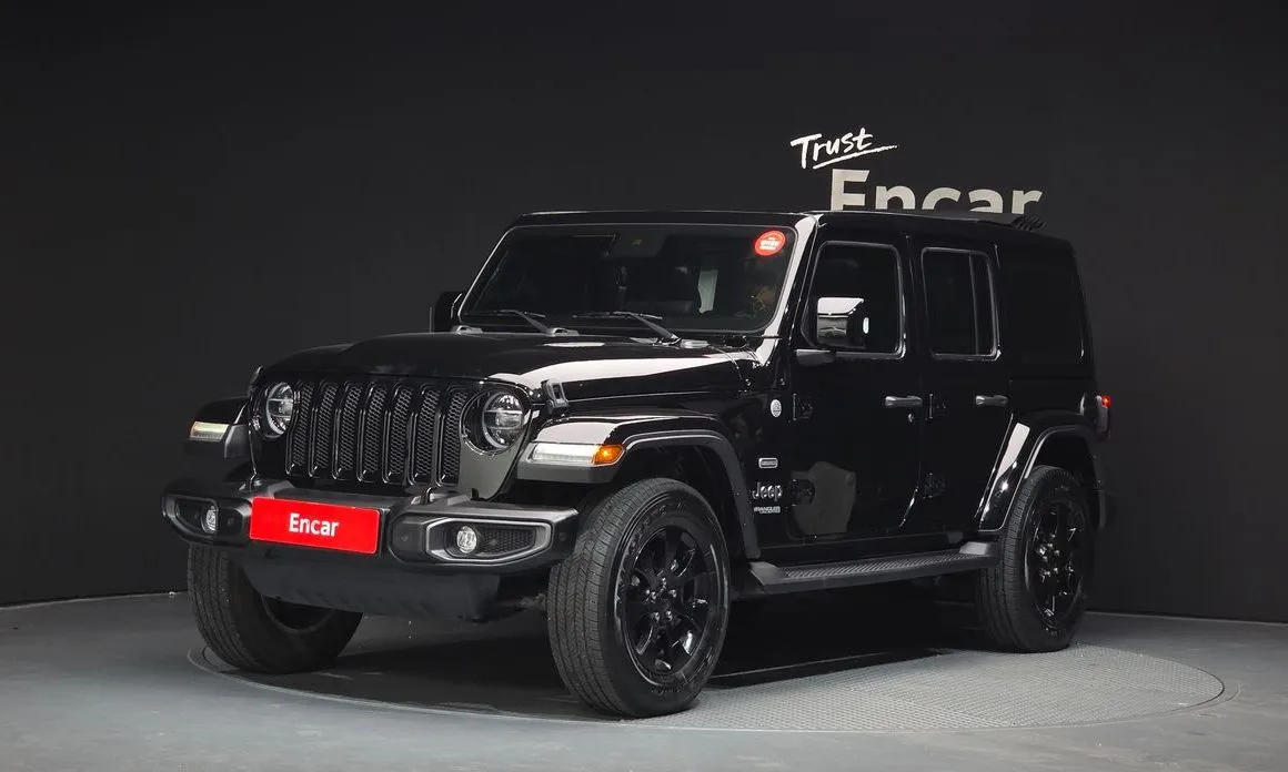 Jeep Wrangler — фото 1
