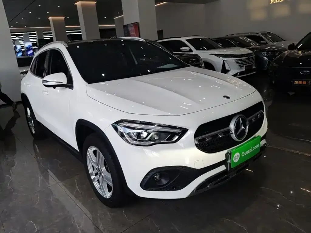 Mercedes-Benz GLA — фото 8