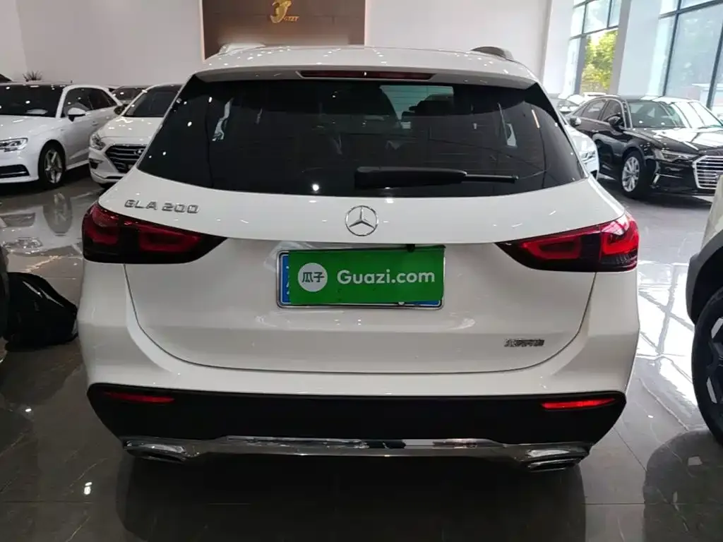 Mercedes-Benz GLA — фото 10