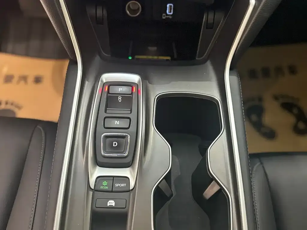 Honda Accord — фото 2