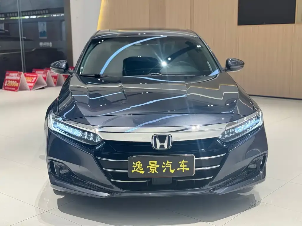 Honda Accord — фото 7