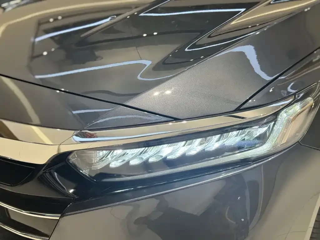 Honda Accord — фото 5
