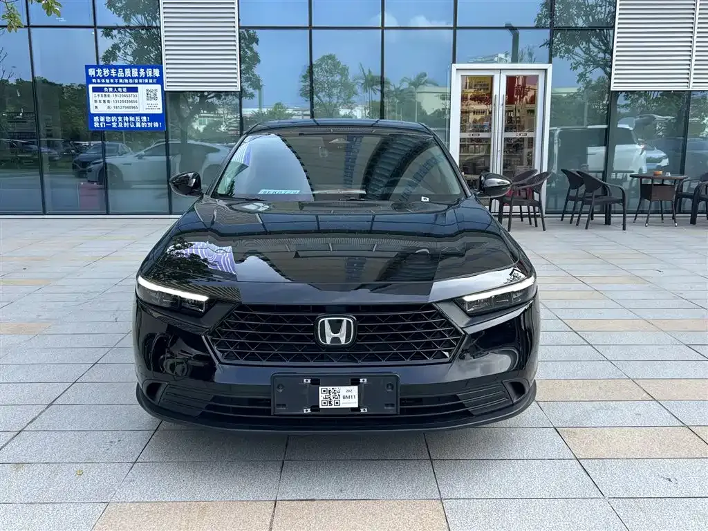 Honda Accord — фото 7