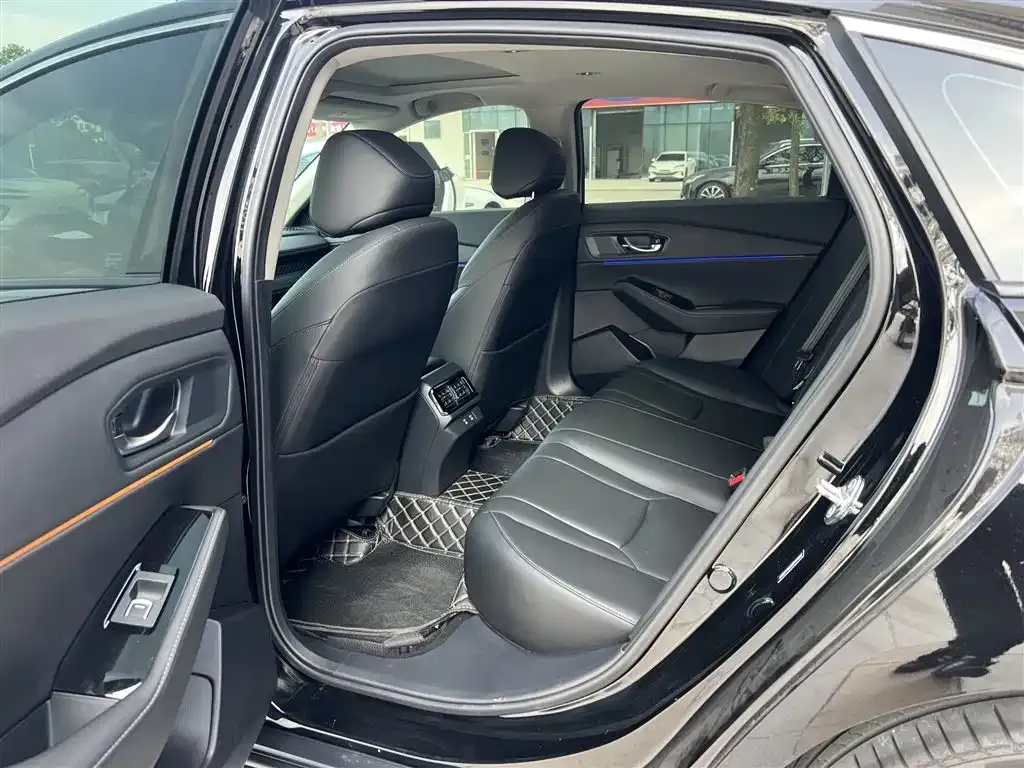 Honda Accord — фото 5