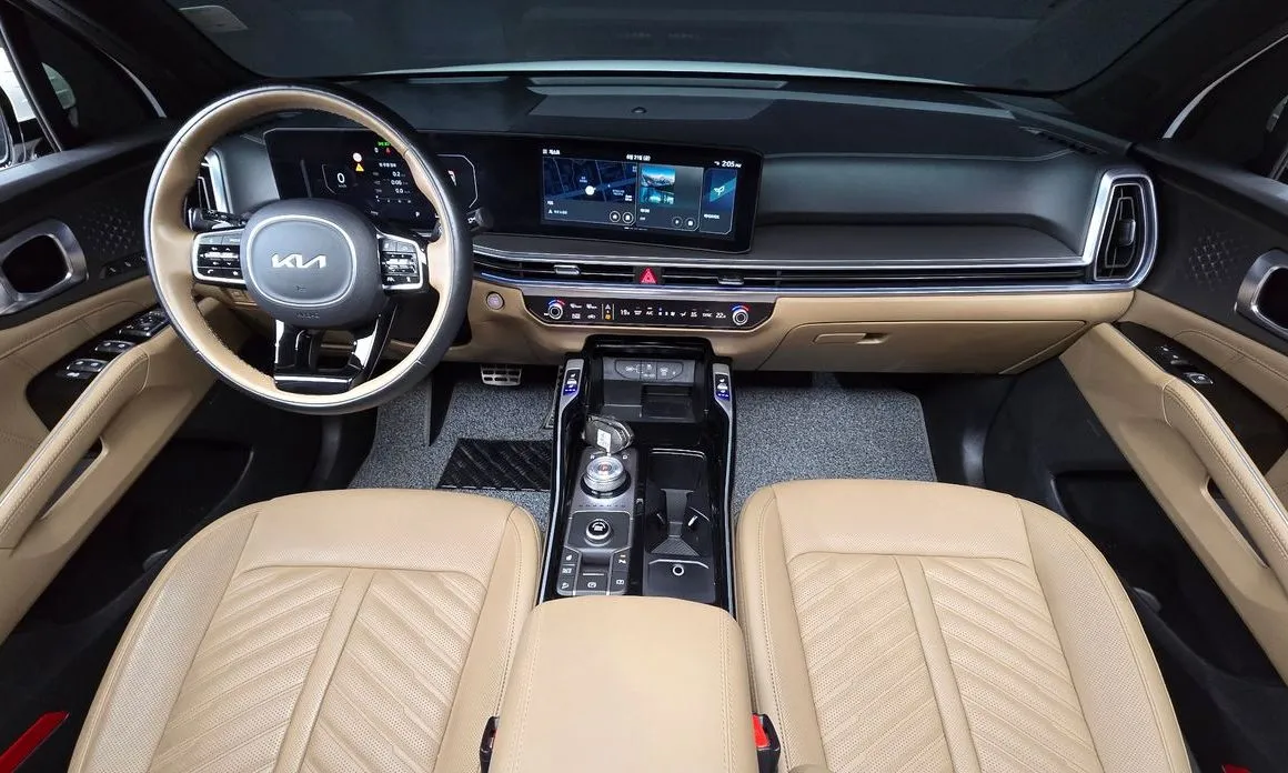 Kia Sorento — фото 10