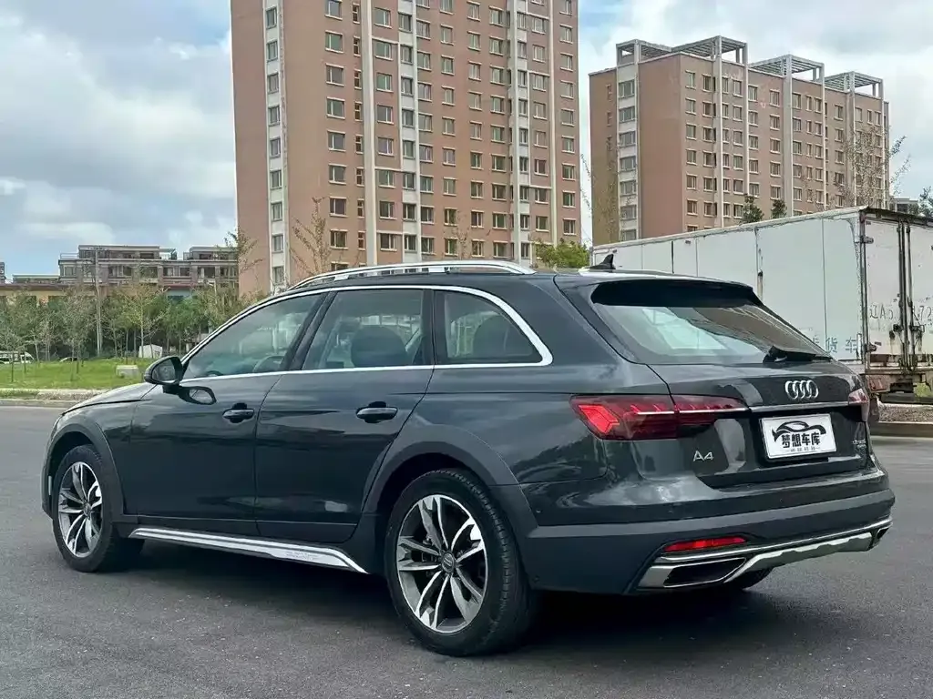Audi A4 (Import) — фото 3