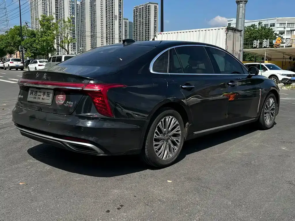 Hongqi H5 — фото 6