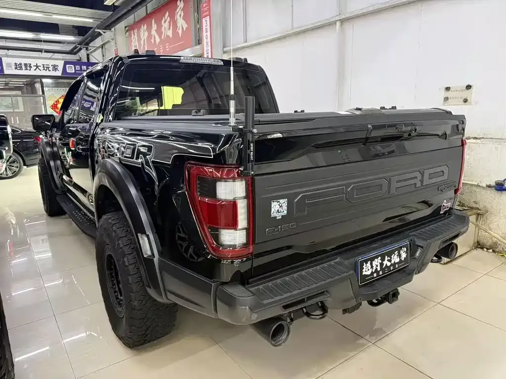 Ford F-150 Raptor — фото 4