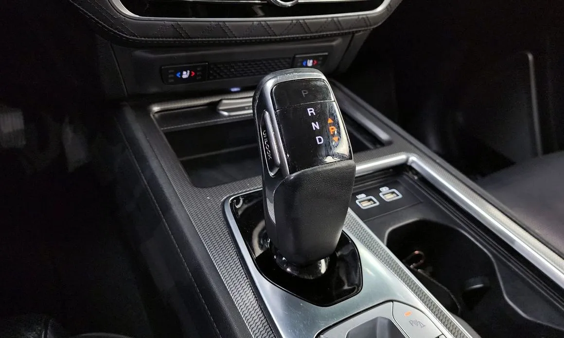 KG Mobility (Ssangyong) Rexton — фото 10