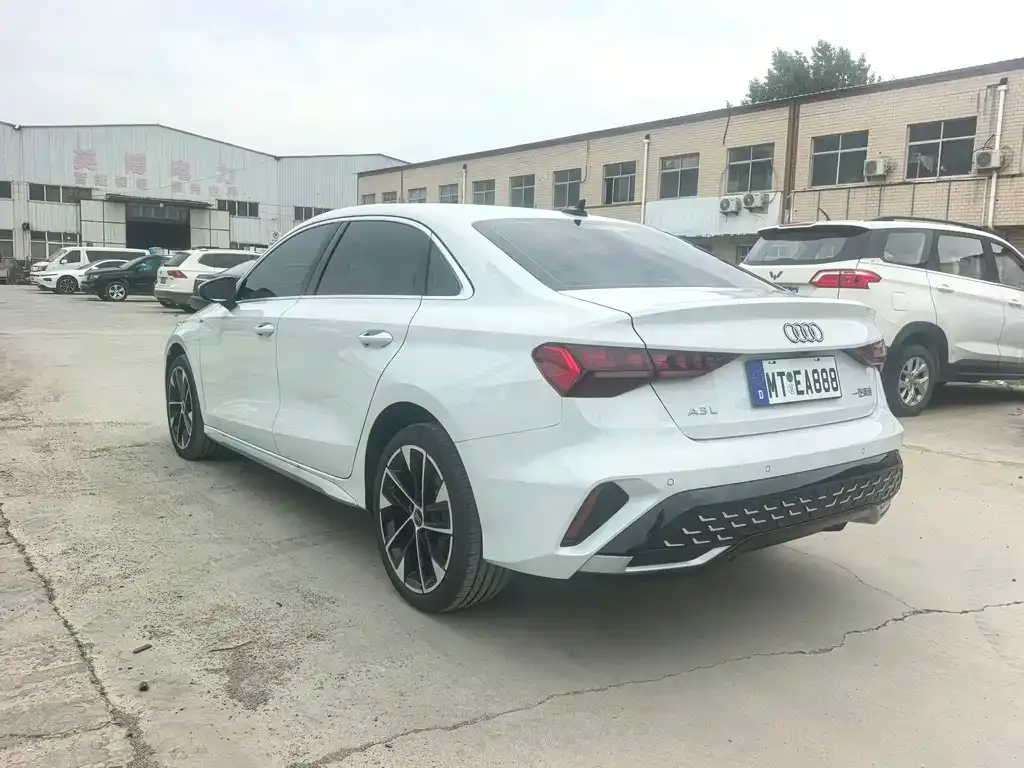 Audi A3 — фото 5