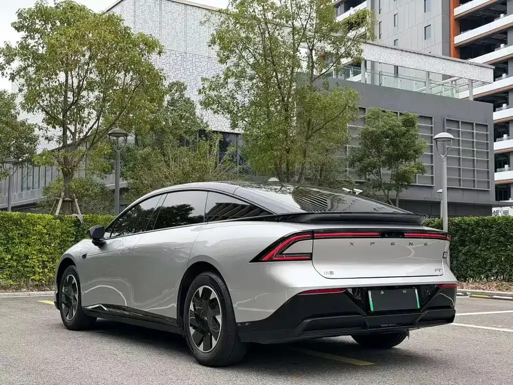 XPeng P7+ — фото 10
