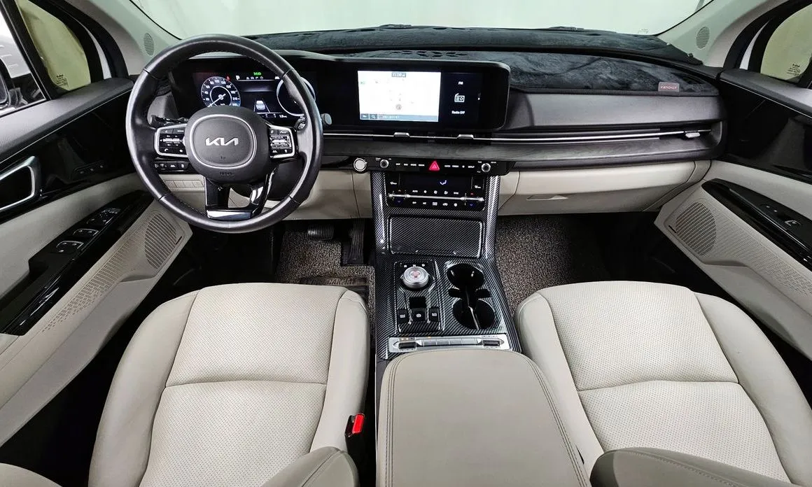Kia Carnival — фото 7