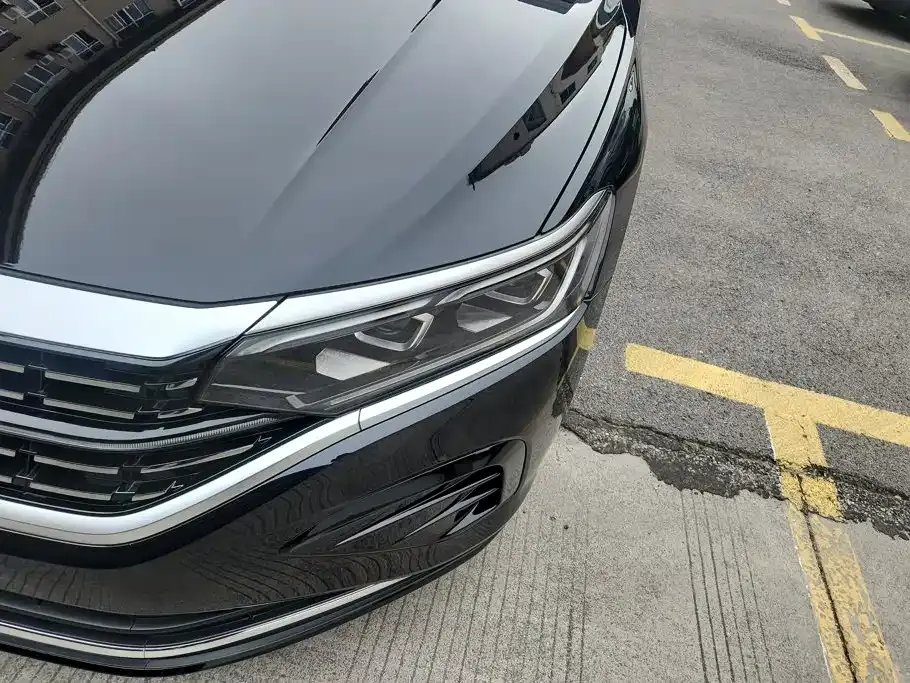 Volkswagen Passat — фото 8