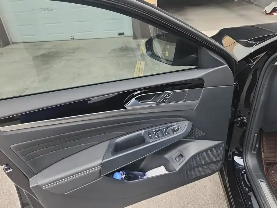 Volkswagen Passat — фото 2