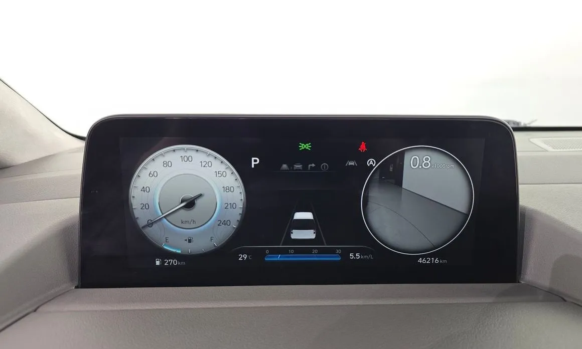 Hyundai Staria — фото 2