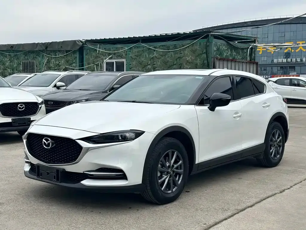 Mazda CX-4 — фото 1