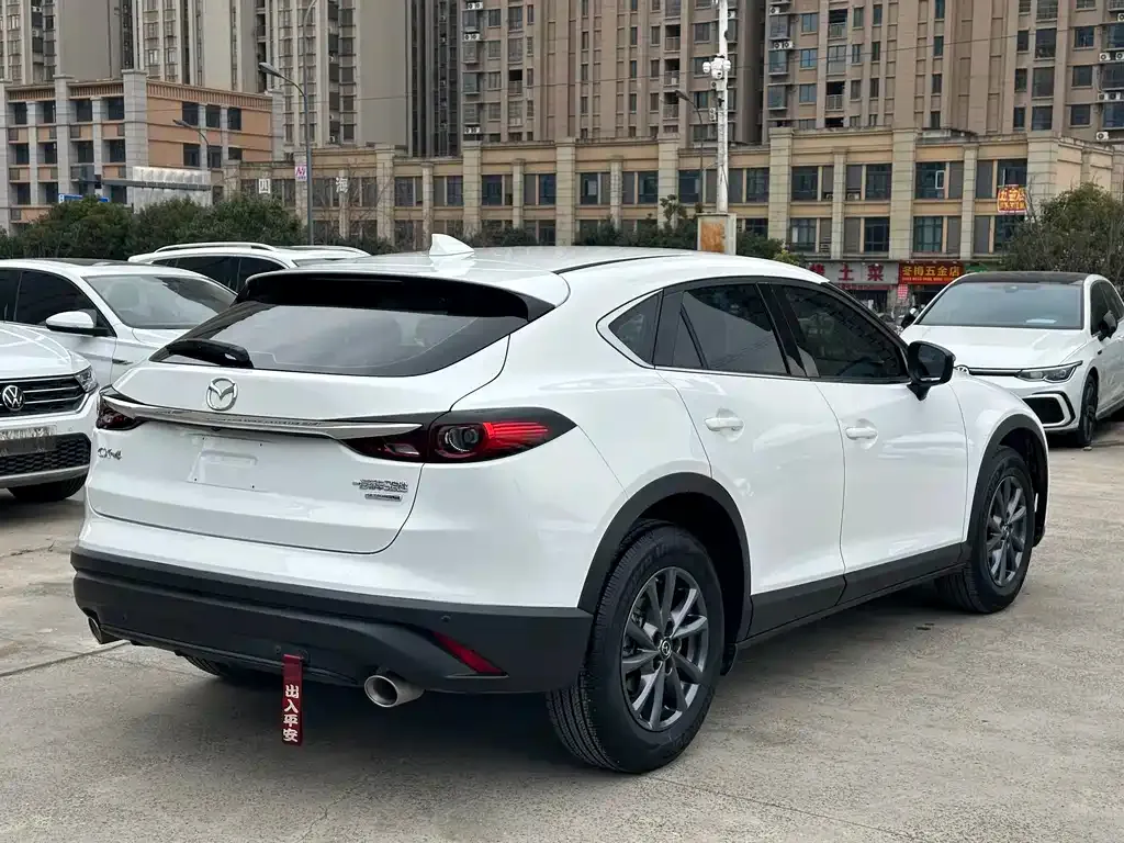 Mazda CX-4 — фото 4