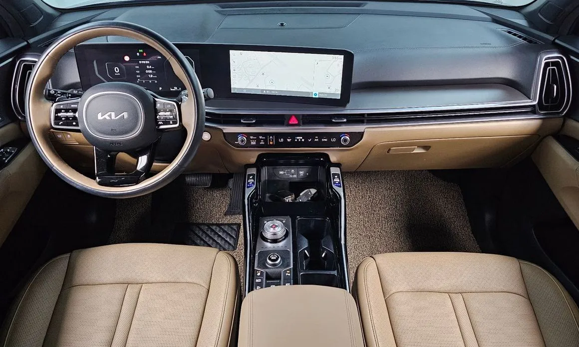 Kia Sorento — фото 10