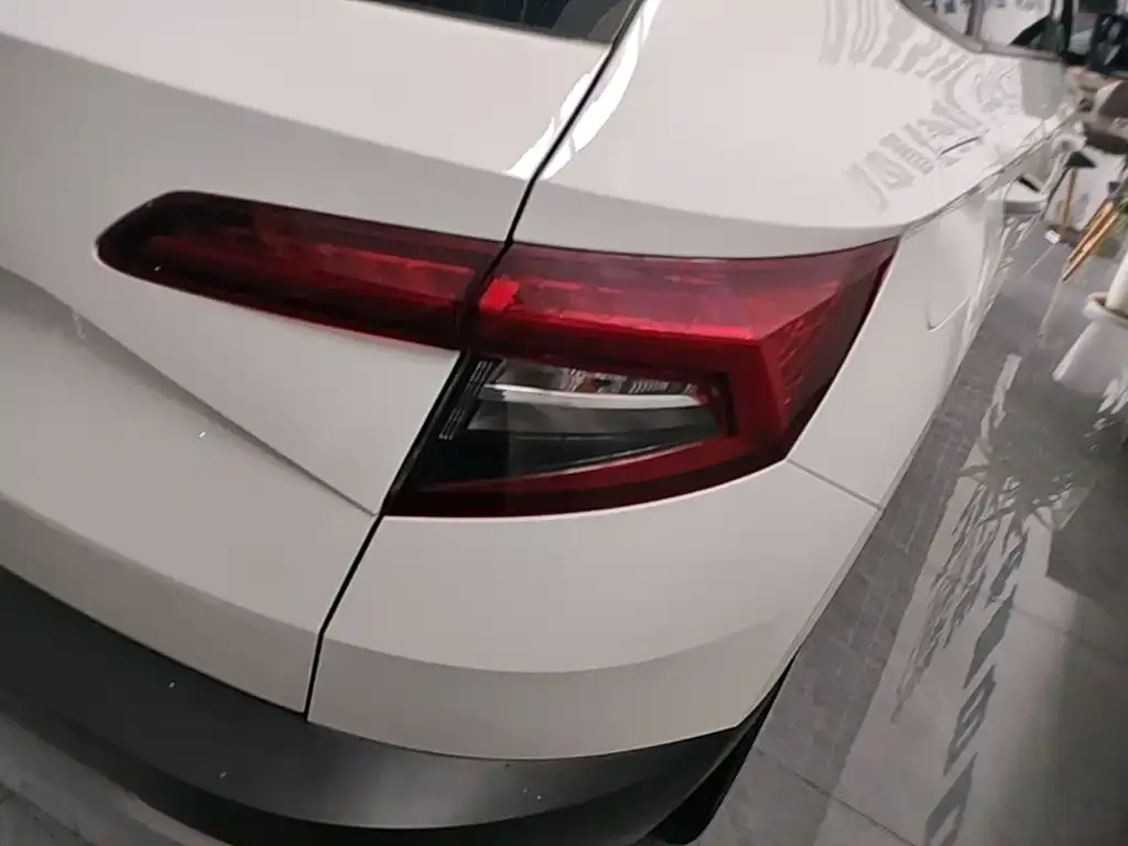 Skoda Karoq — фото 3