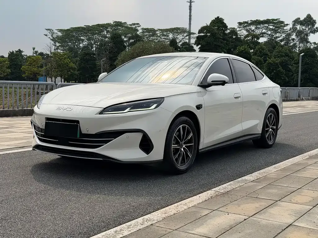 BYD Seal 06 — фото 1