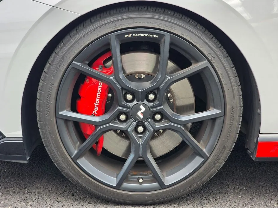 Hyundai AVANTE — фото 10