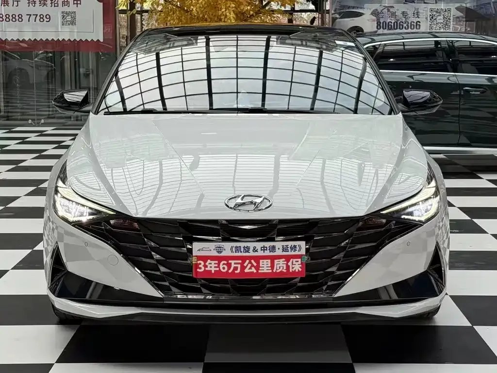 Hyundai Elantra — фото 7