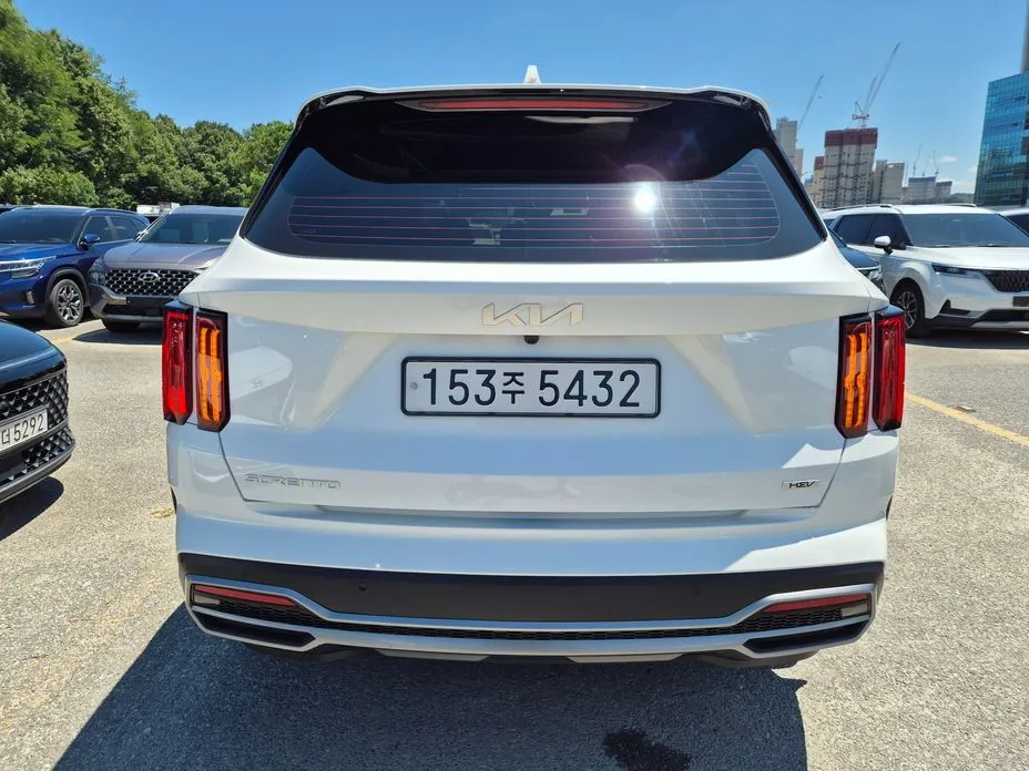 Kia Sorento — фото 7