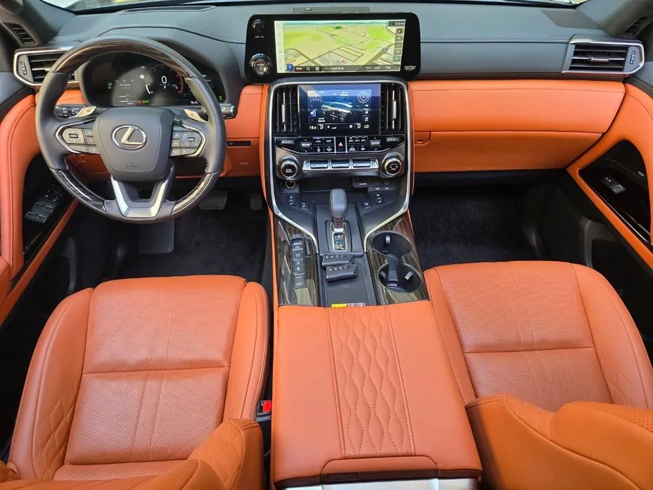 Lexus LX — фото 3