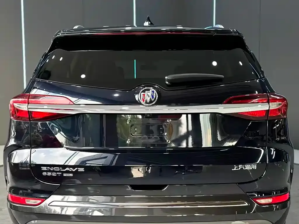 Buick Enclave — фото 9