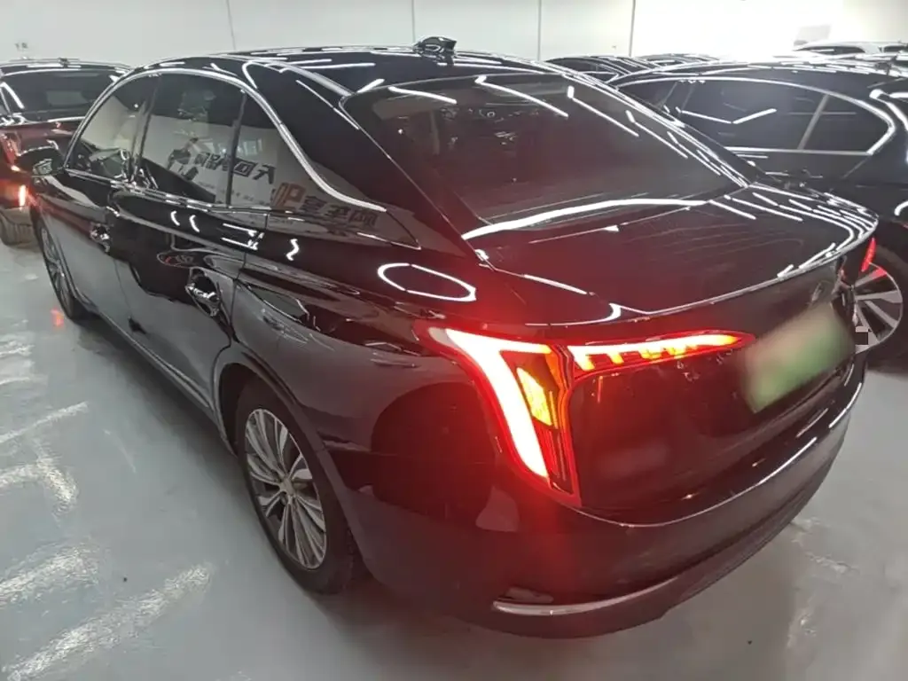 Hongqi E-QM5 — фото 4