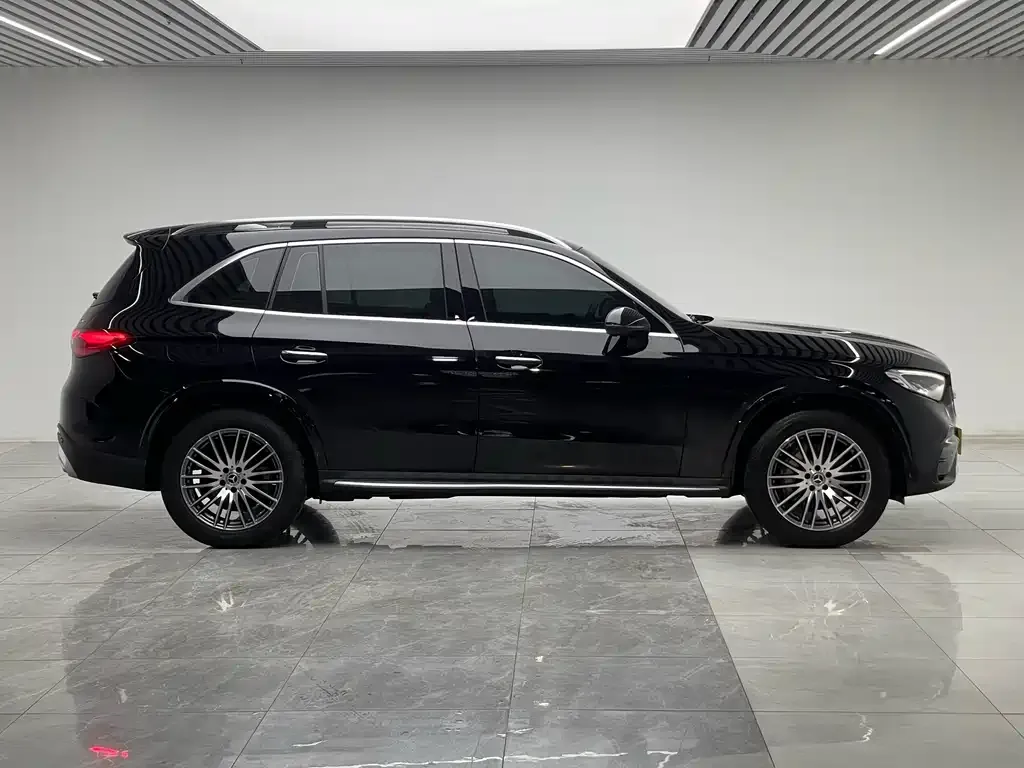 Mercedes-Benz GLC — фото 10