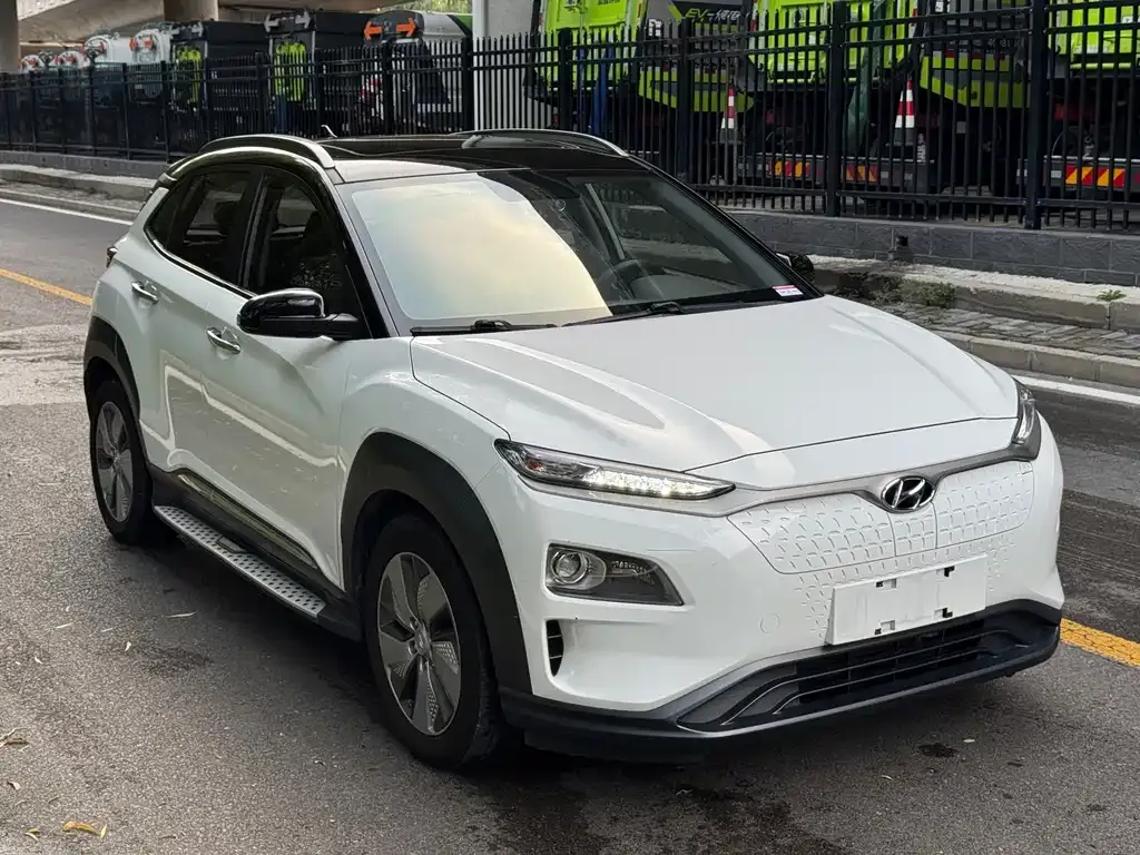 Hyundai Kona Electric — фото 6