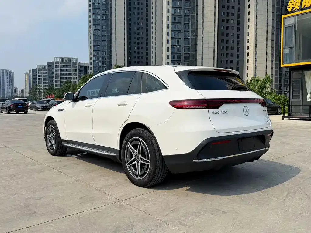 Mercedes-Benz EQC — фото 4