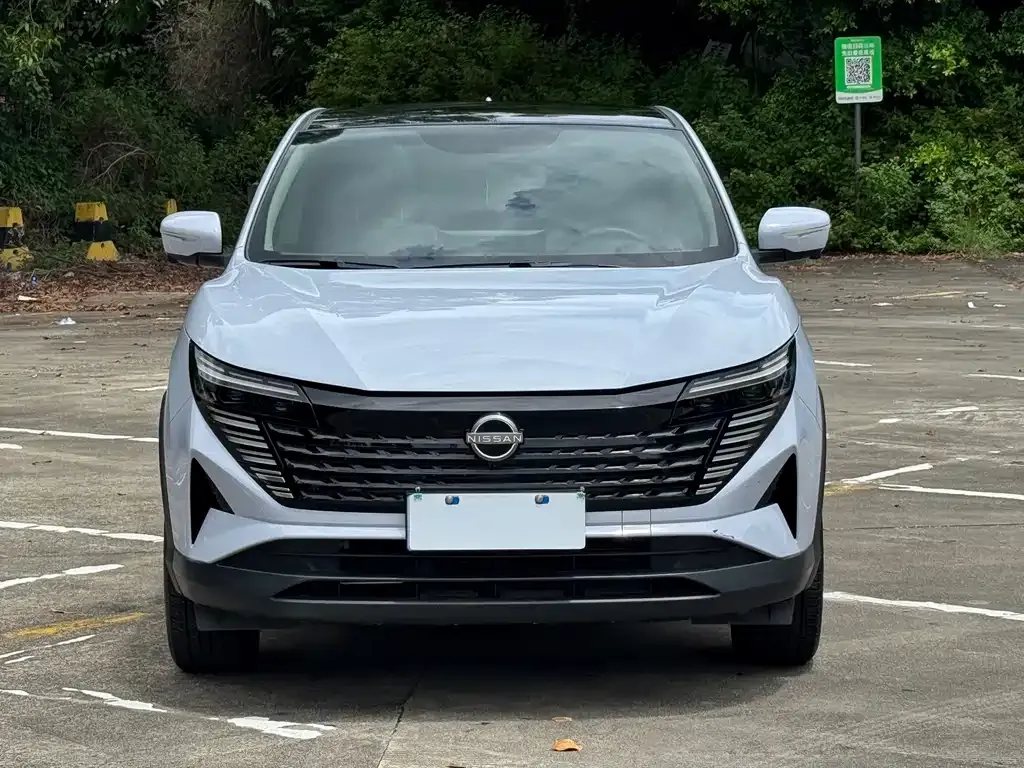 Nissan Qashqai — фото 10