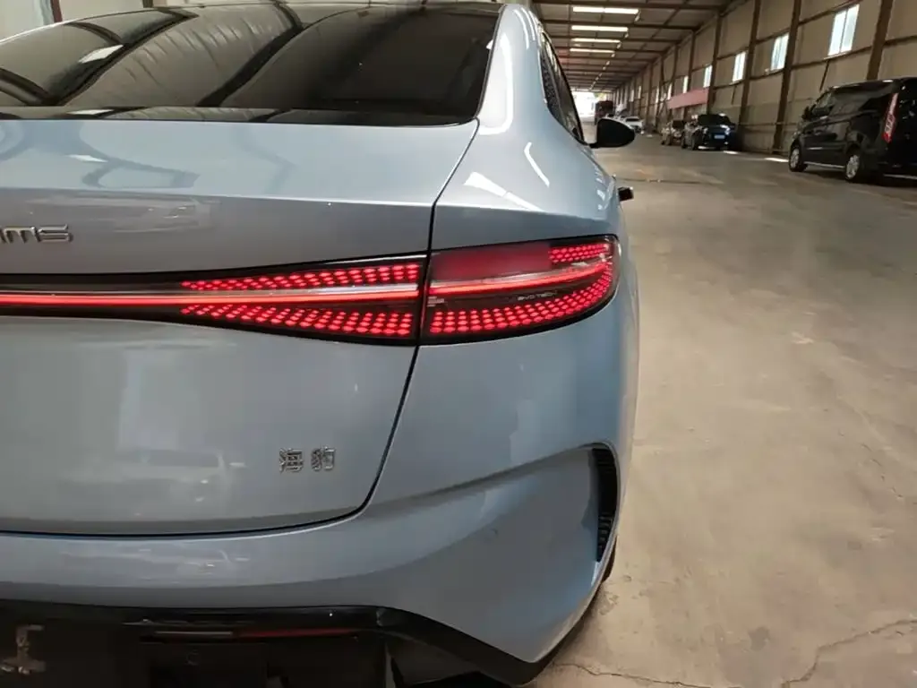 BYD Seal — фото 6