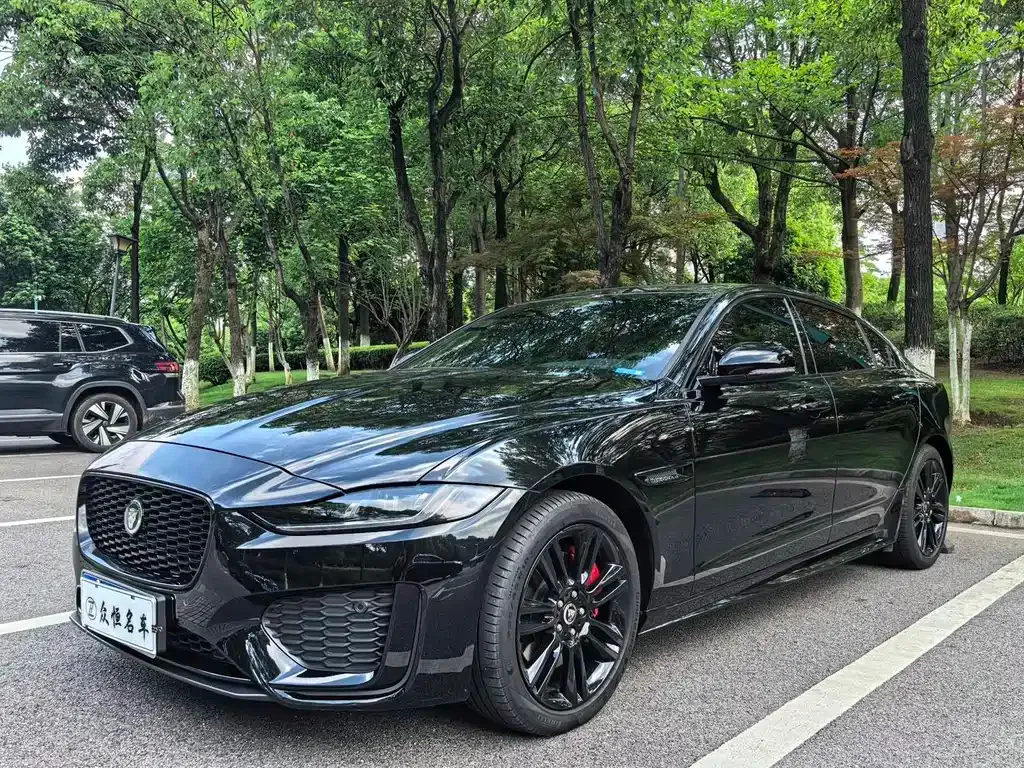 Jaguar XEL — фото 1