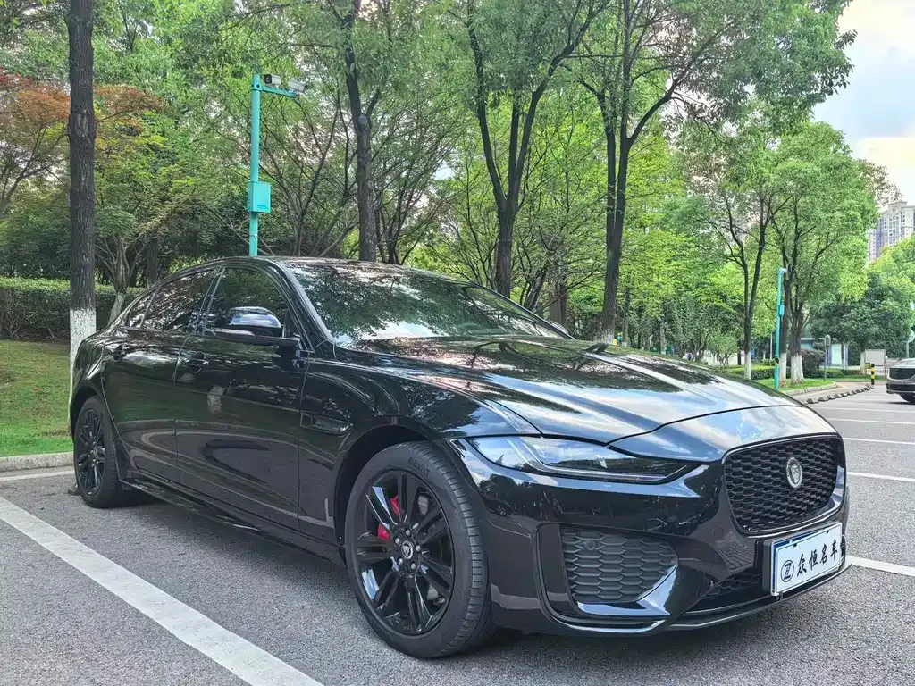 Jaguar XEL — фото 10