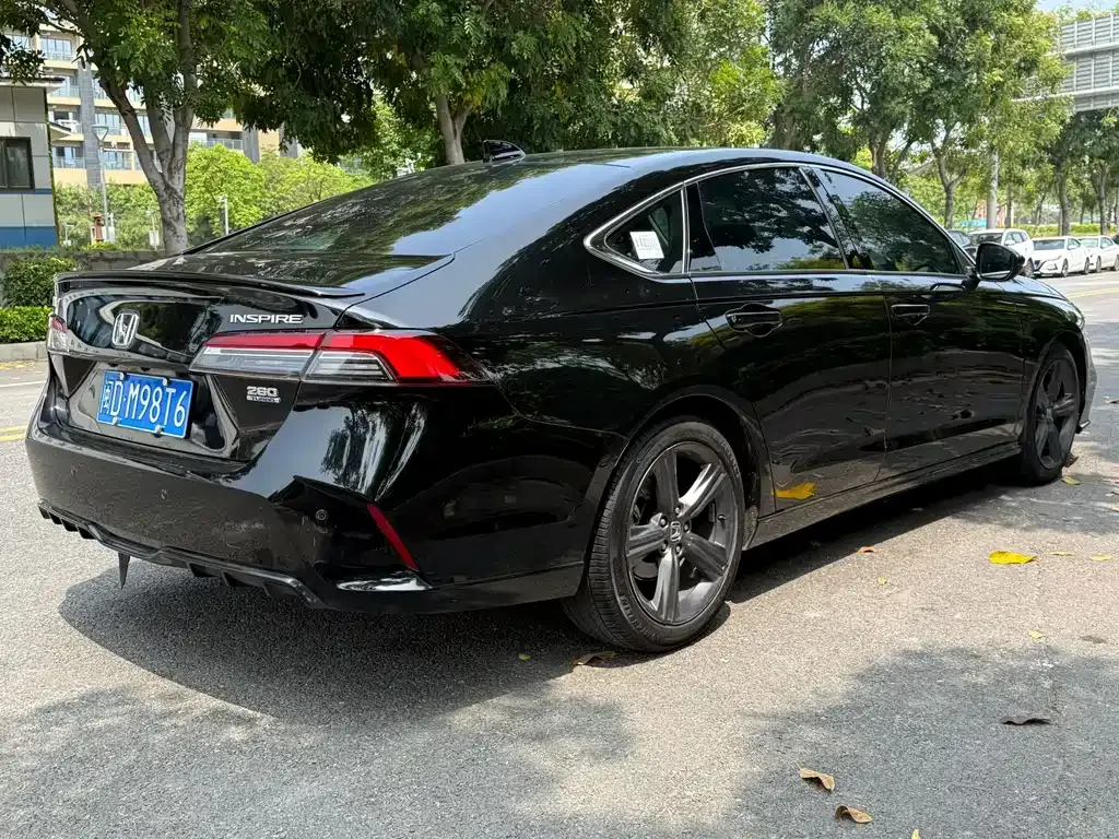Honda Inspire — фото 8