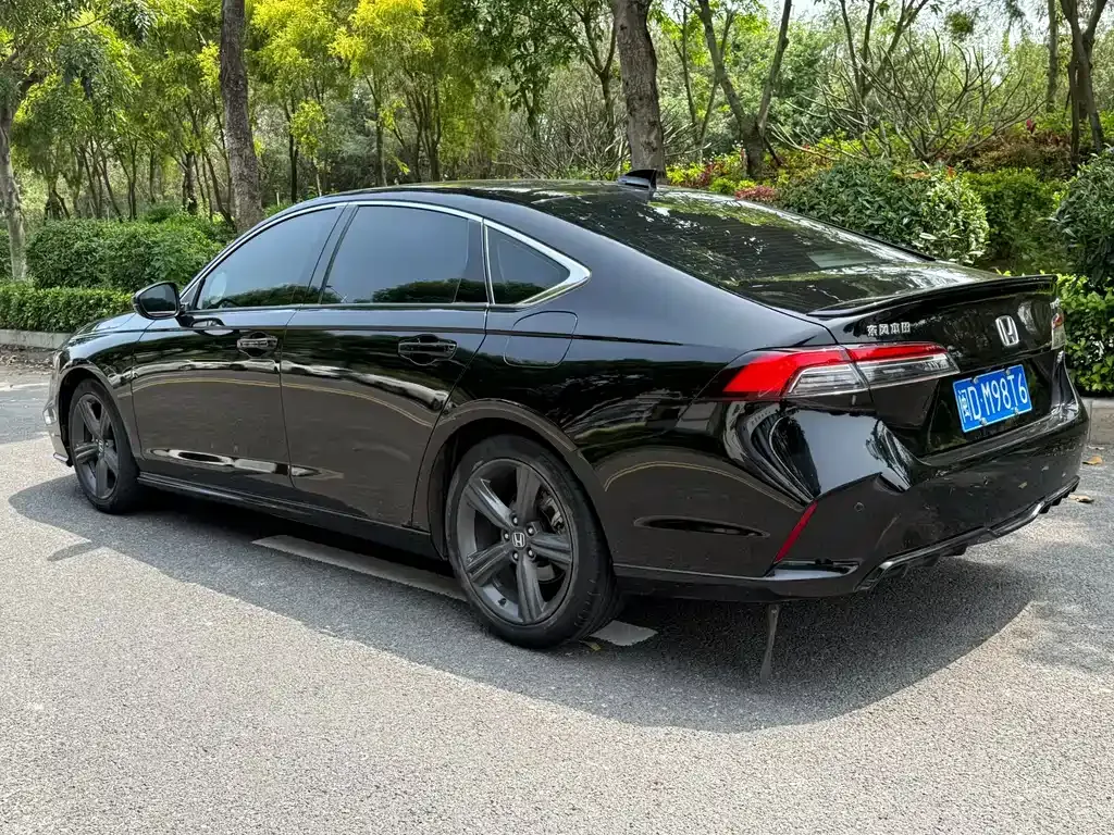 Honda Inspire — фото 9