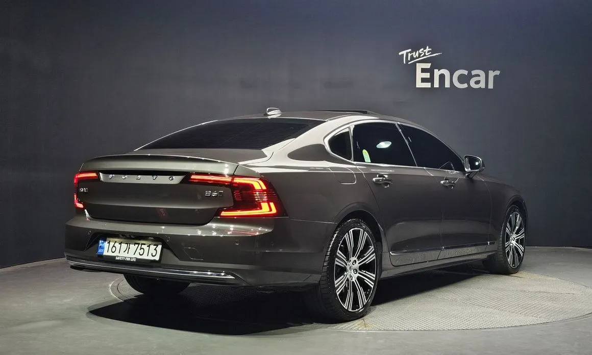 Volvo S90 — фото 8