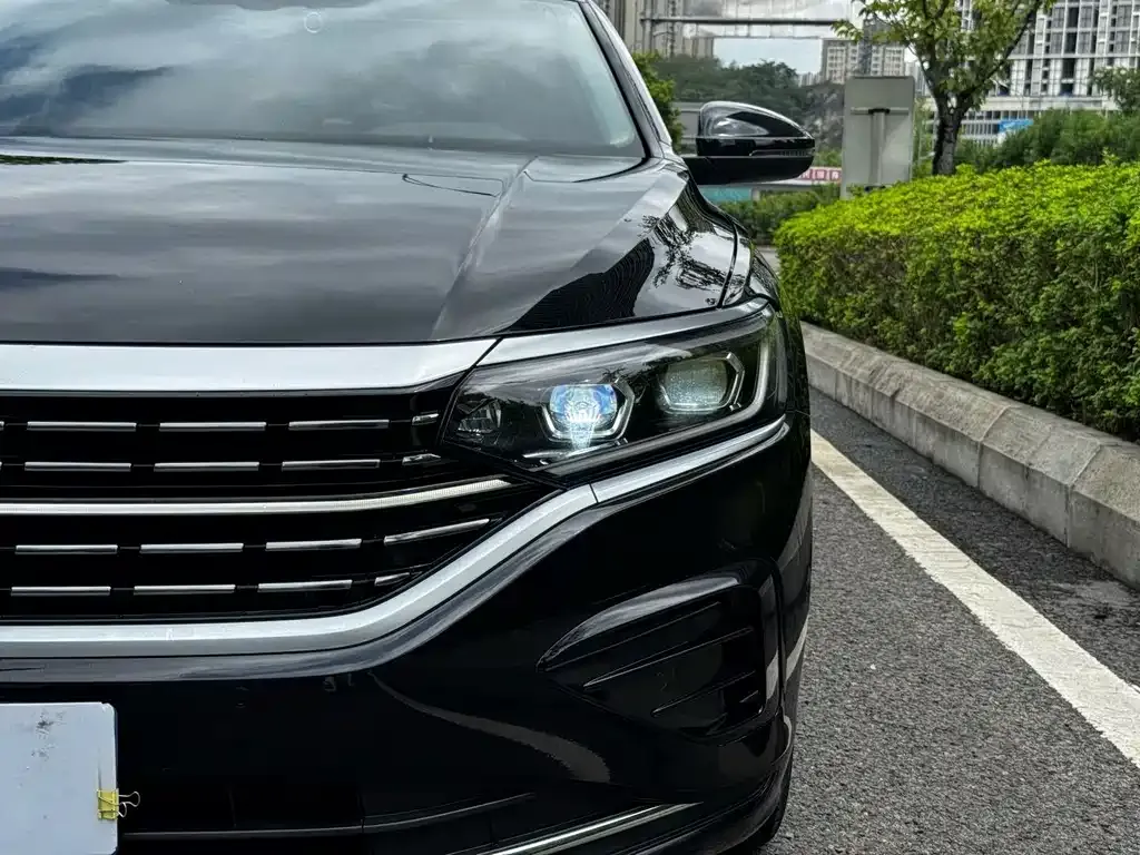 Volkswagen Passat — фото 4